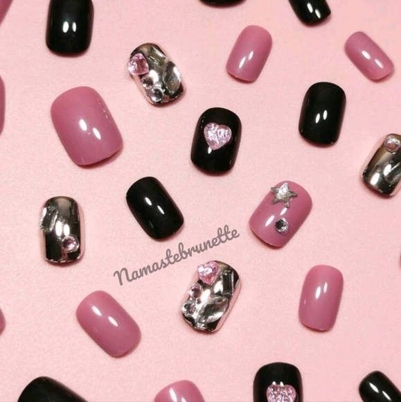 3D Pink Hearts Stars Rhinestone Press On Nails - Picture 3 of 12